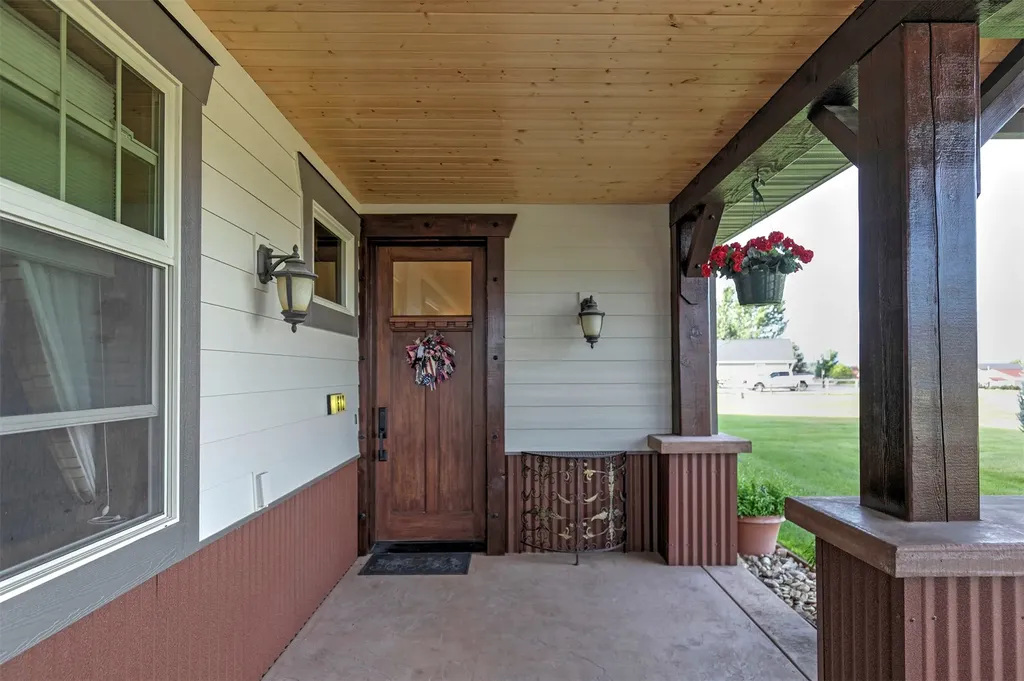 612 Wises Way Corvallis MT 59828