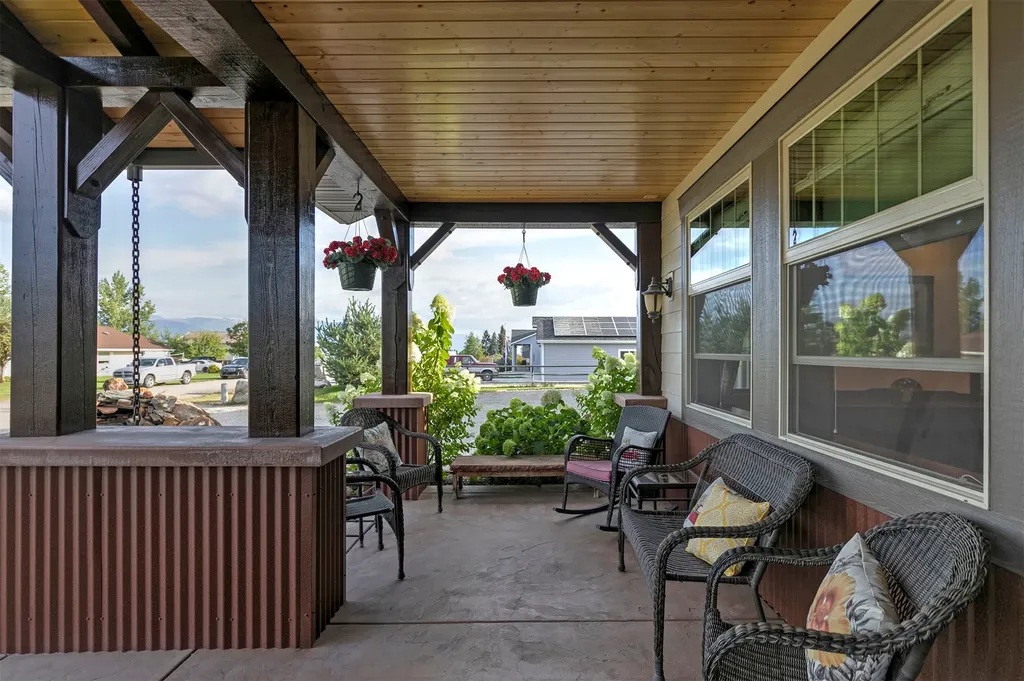 612 Wises Way Corvallis MT 59828