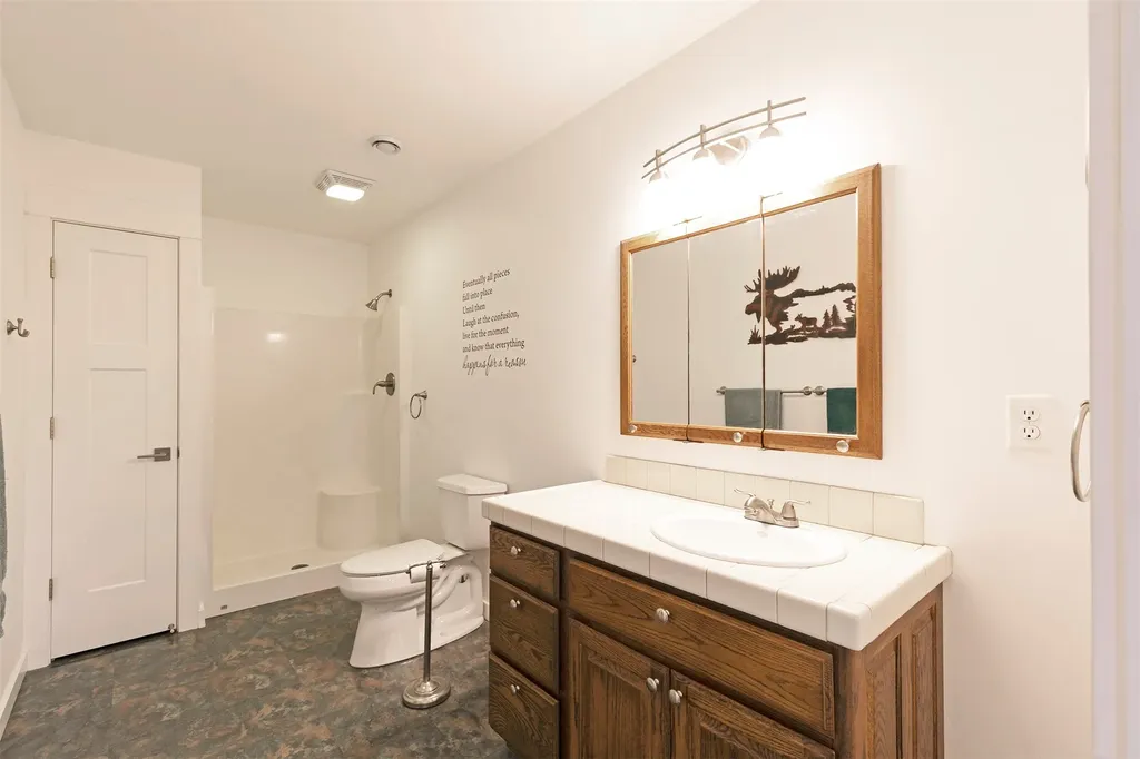 612 Wises Way Corvallis MT 59828