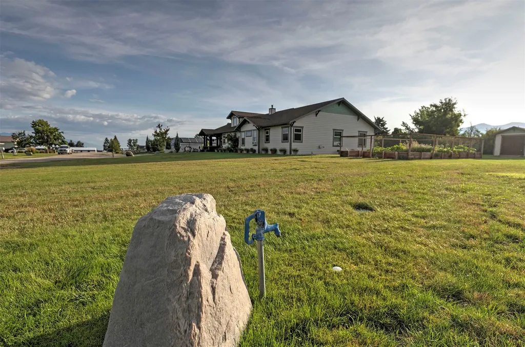 612 Wises Way Corvallis MT 59828