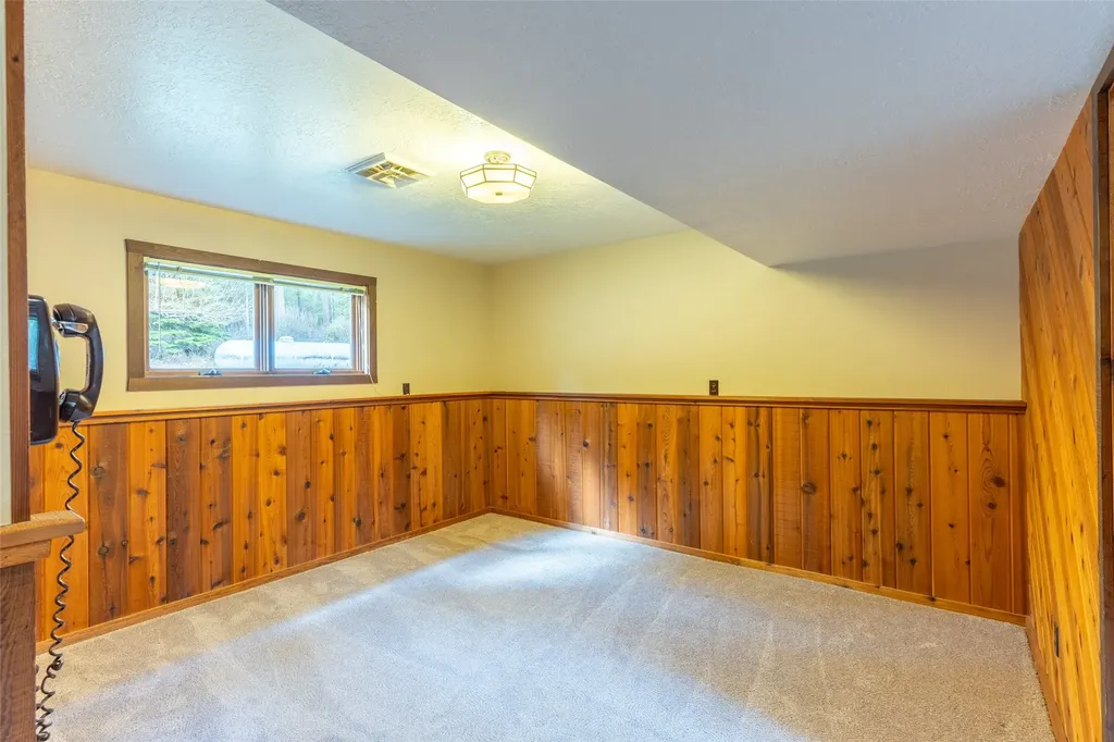 586 Hidden Valley Drive Whitefish MT 59937