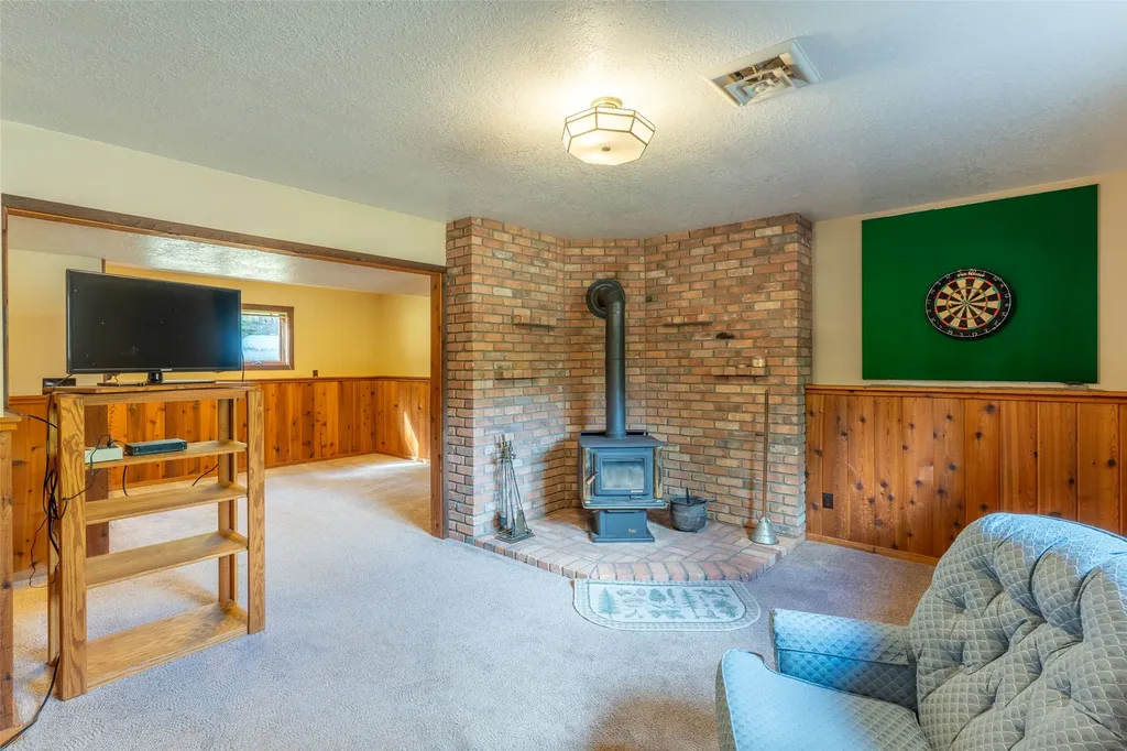 586 Hidden Valley Drive Whitefish MT 59937