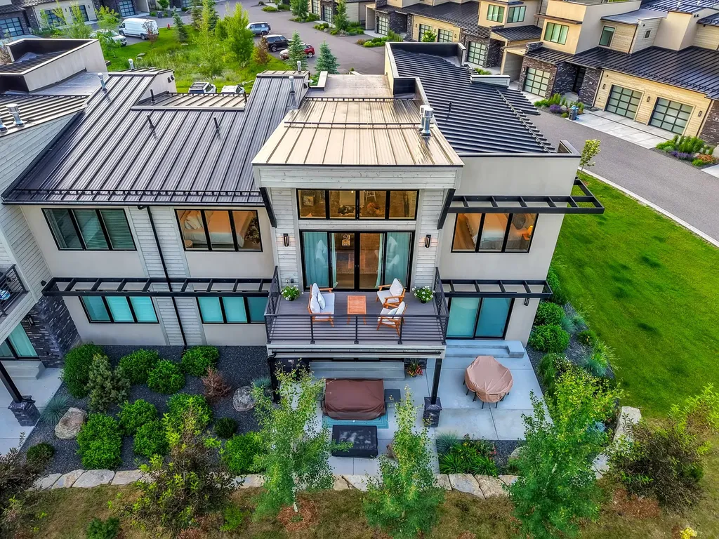 20 Caymus Lane Bozeman MT 59718
