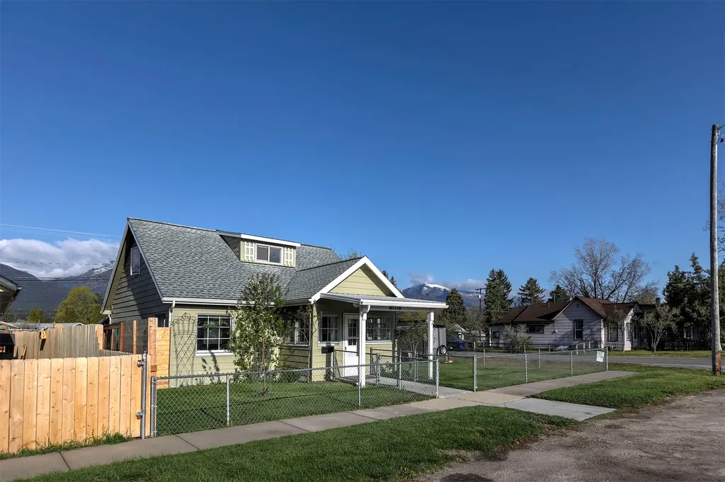 317 N 7th Street Hamilton MT 59840