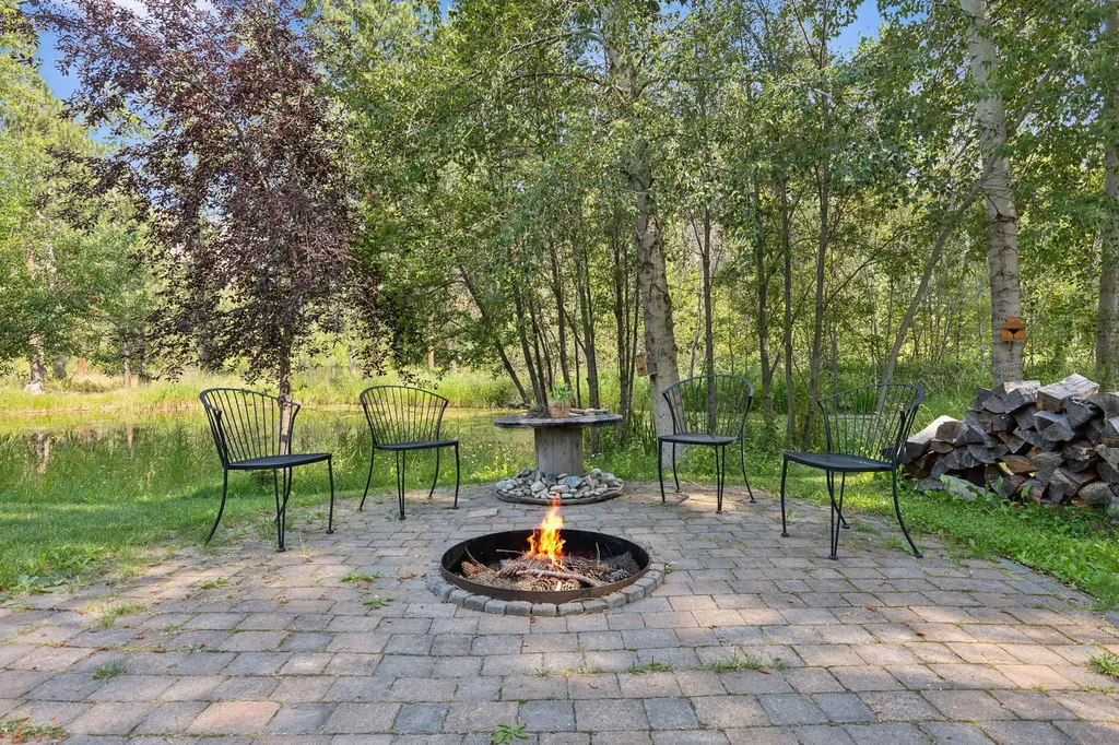 2848 E Gorus Loop Darby MT 59829