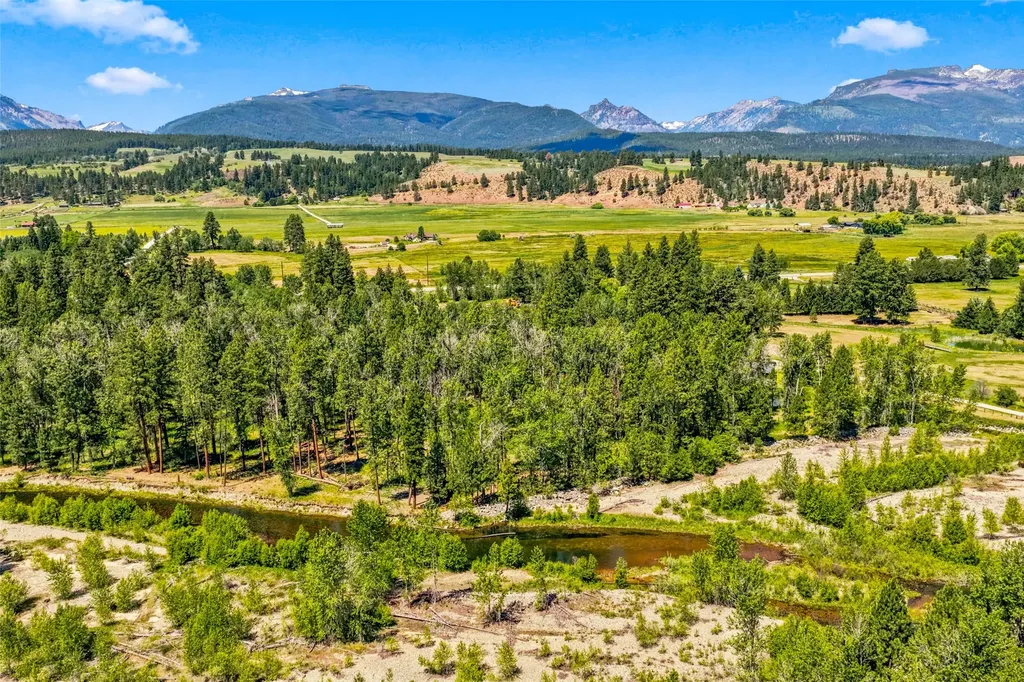 2848 E Gorus Loop Darby MT 59829
