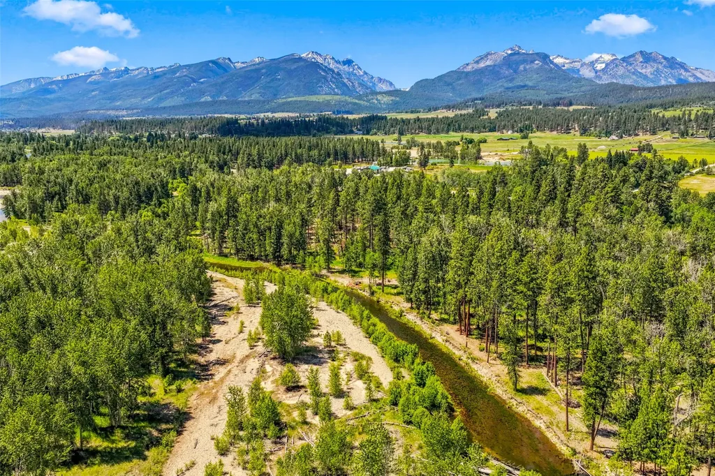 2848 E Gorus Loop Darby MT 59829