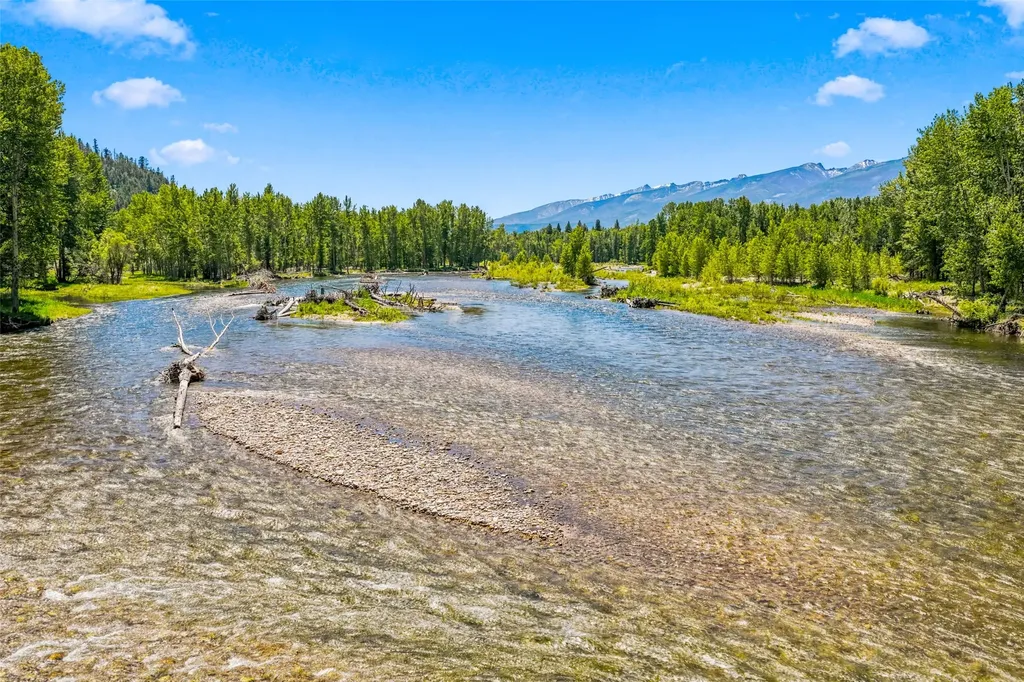 2848 E Gorus Loop Darby MT 59829