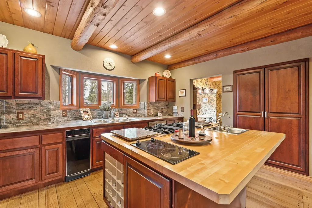 205 Siderius Lane Bigfork MT 59911