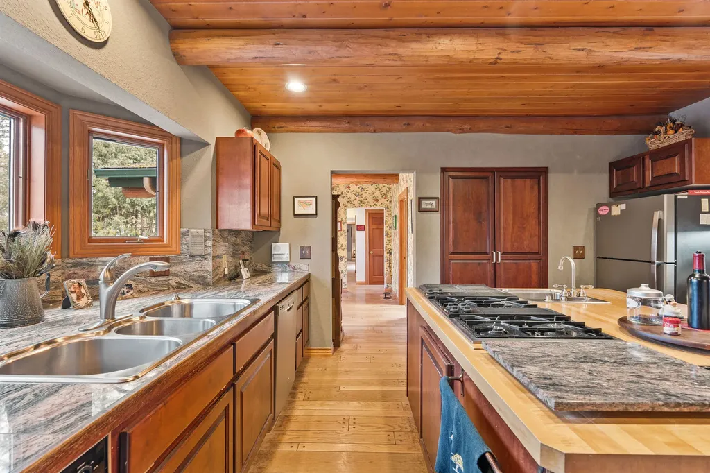 205 Siderius Lane Bigfork MT 59911