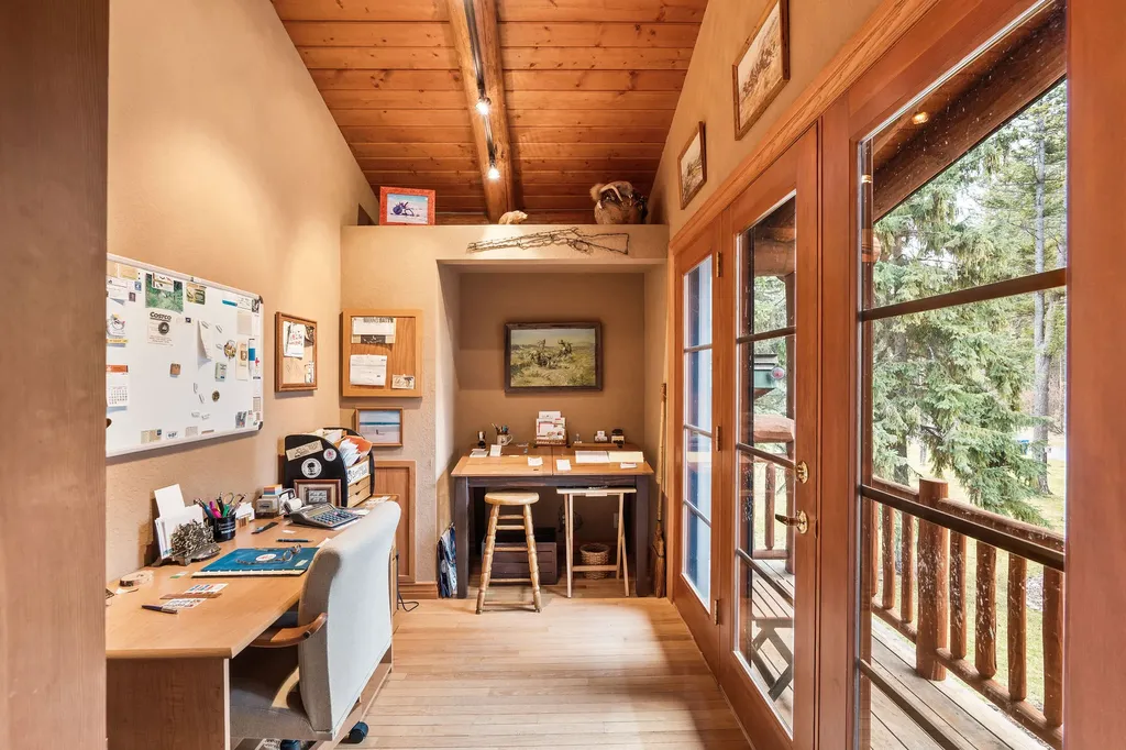 205 Siderius Lane Bigfork MT 59911