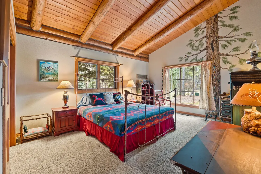 205 Siderius Lane Bigfork MT 59911