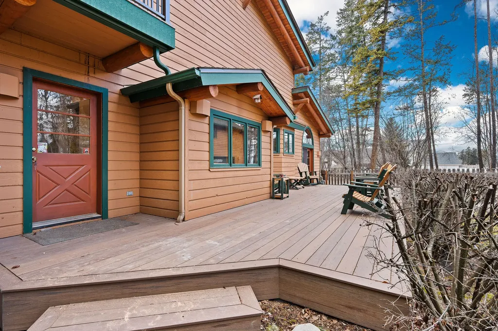205 Siderius Lane Bigfork MT 59911
