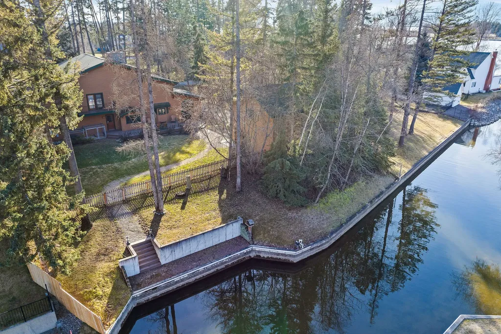 205 Siderius Lane Bigfork MT 59911