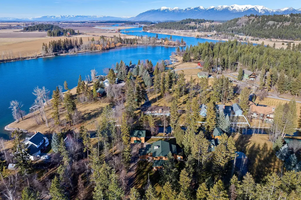 205 Siderius Lane Bigfork MT 59911
