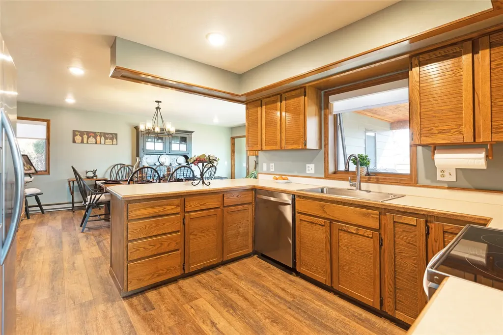 357 Quast Lane Corvallis MT 59828