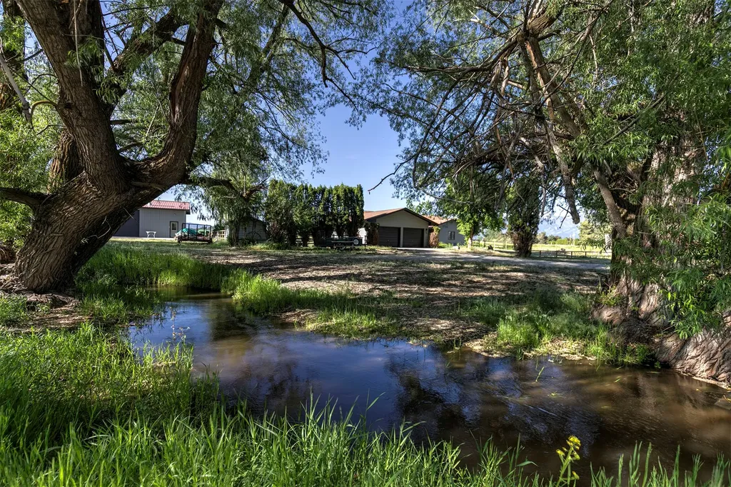 357 Quast Lane Corvallis MT 59828