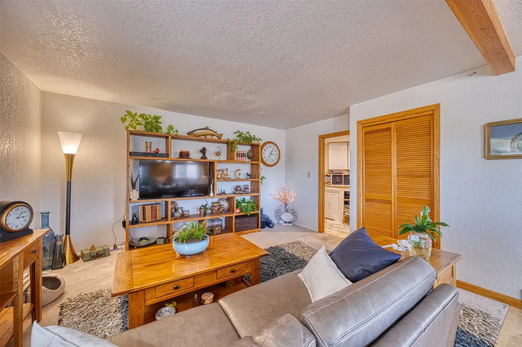 44 Fox Island Lane Great Falls MT 59405