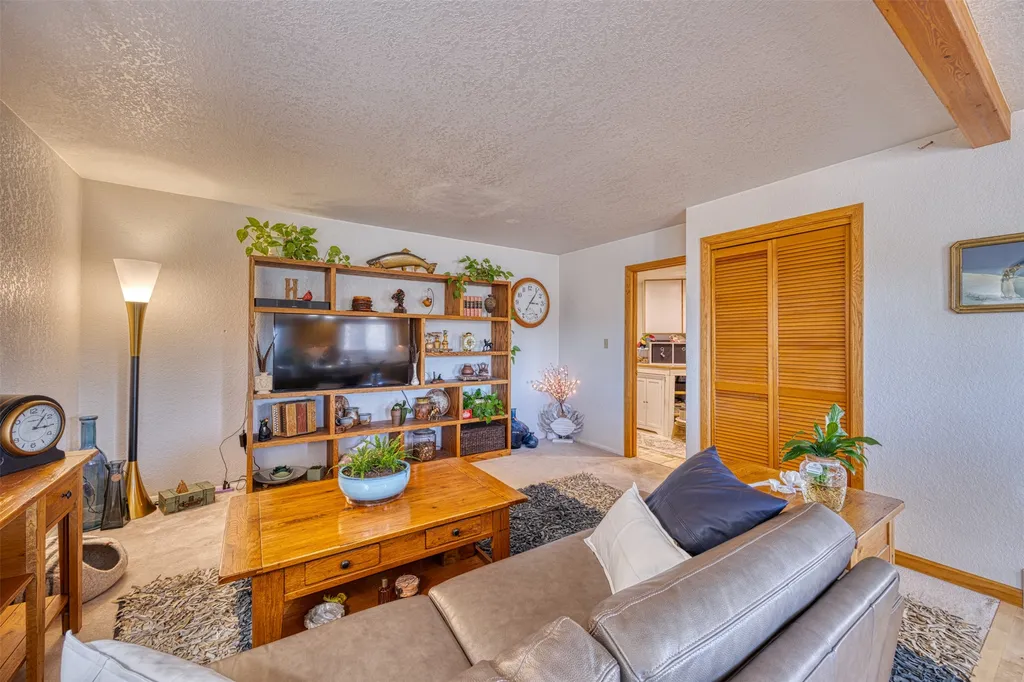 44 Fox Island Lane Great Falls MT 59405