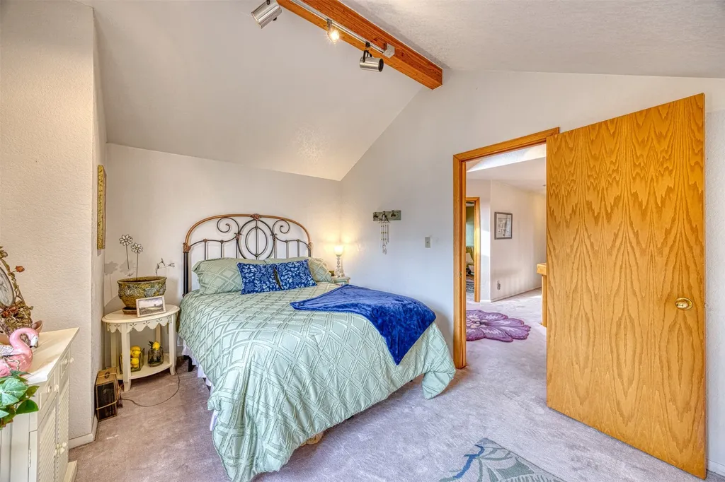 44 Fox Island Lane Great Falls MT 59405