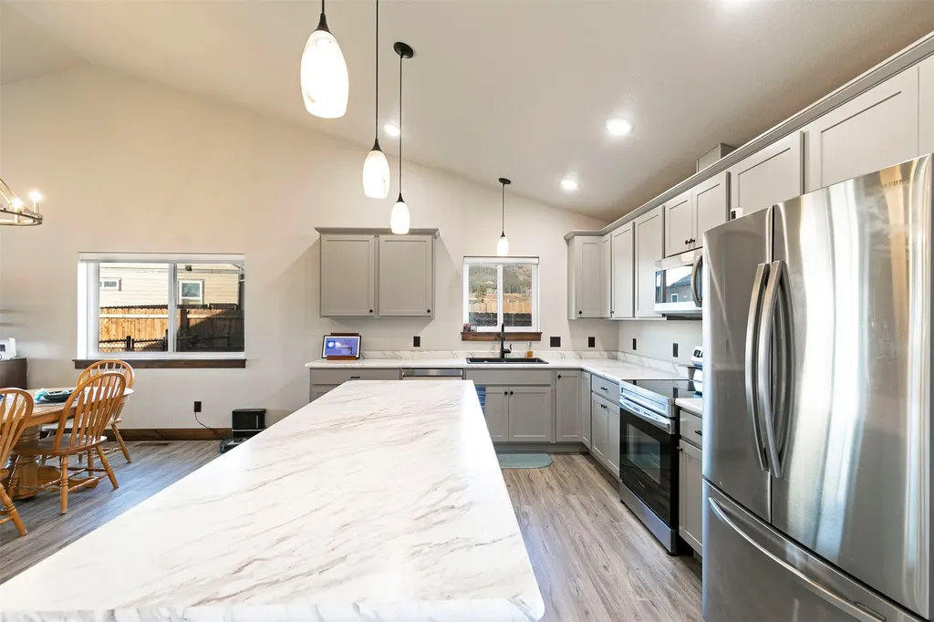 200 Palomino Drive Florence MT 59833