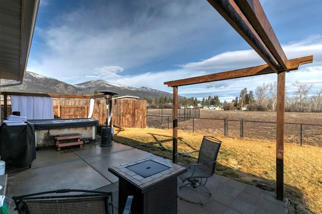 200 Palomino Drive Florence MT 59833