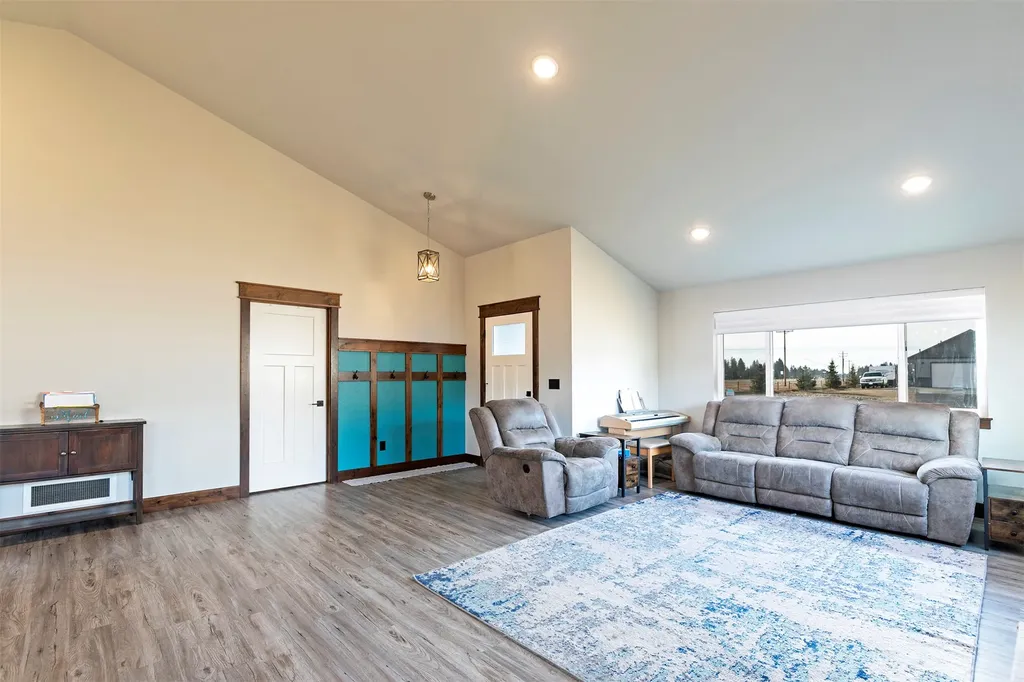 200 Palomino Drive Florence MT 59833