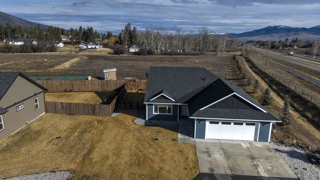 200 Palomino Drive Florence MT 59833