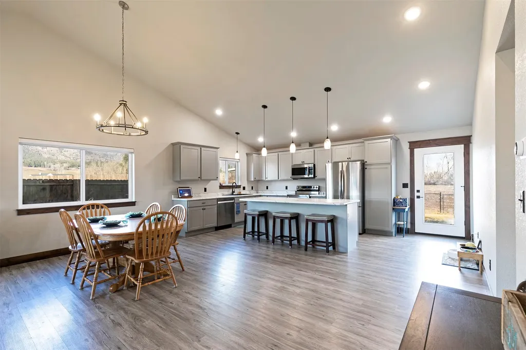 200 Palomino Drive Florence MT 59833