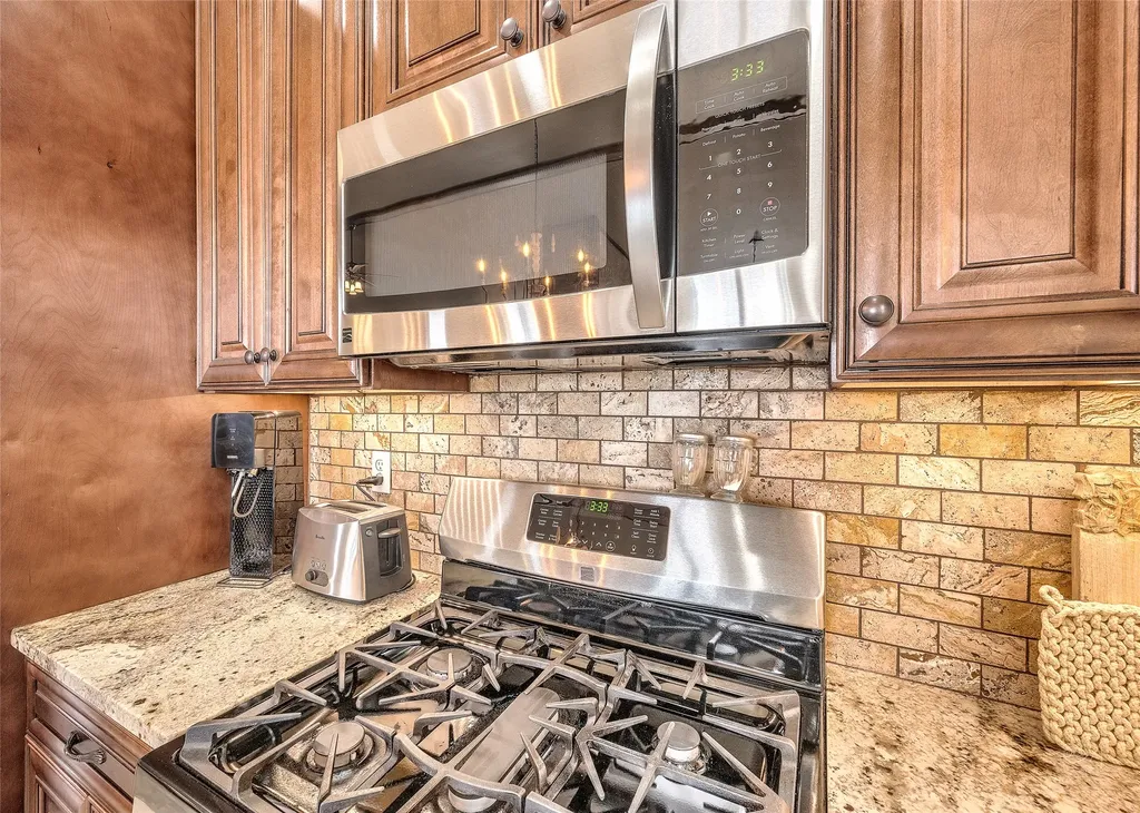 14 Ridgeview Drive Clancy MT 59634