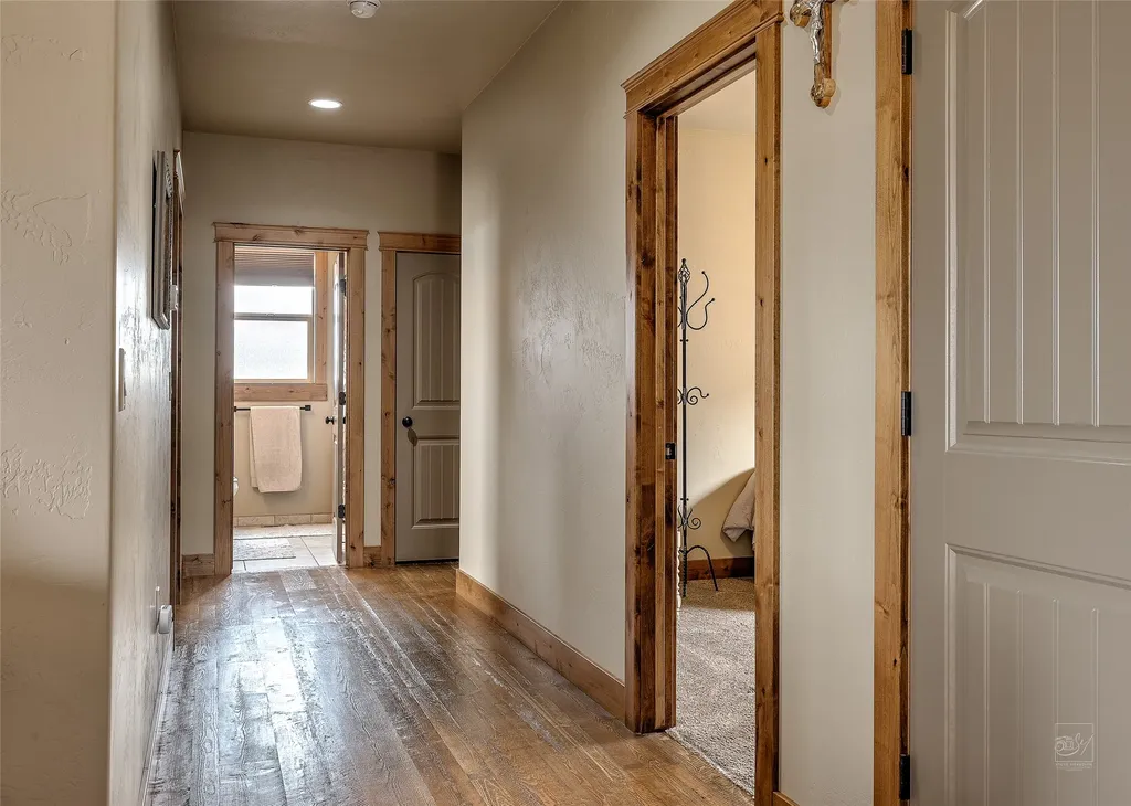 14 Ridgeview Drive Clancy MT 59634