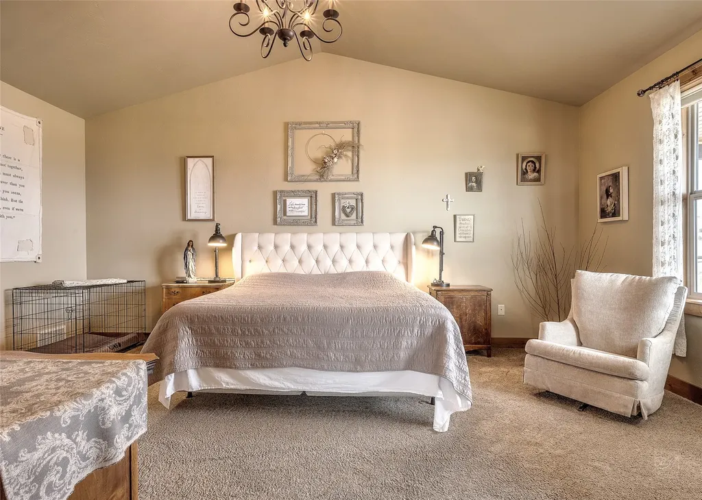 14 Ridgeview Drive Clancy MT 59634