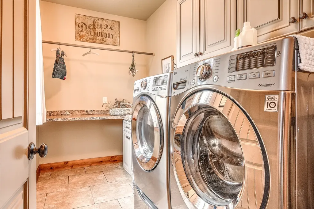 14 Ridgeview Drive Clancy MT 59634
