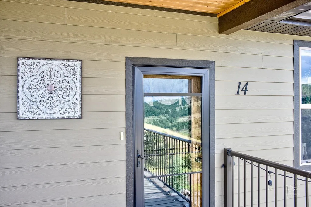 14 Ridgeview Drive Clancy MT 59634
