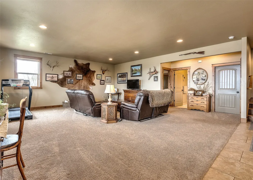 14 Ridgeview Drive Clancy MT 59634