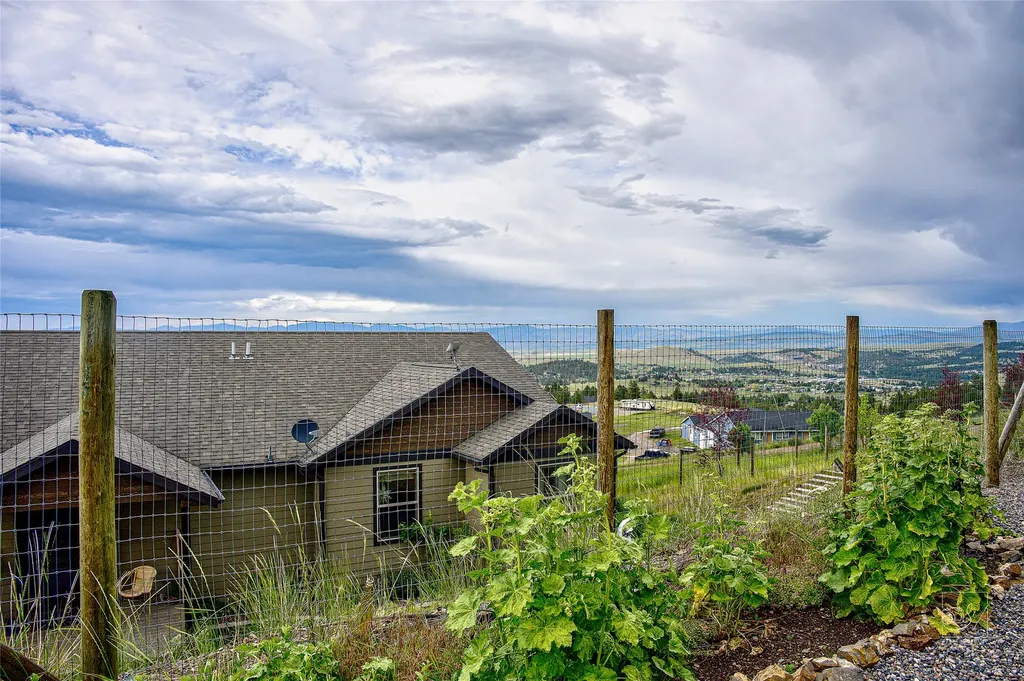 14 Ridgeview Drive Clancy MT 59634