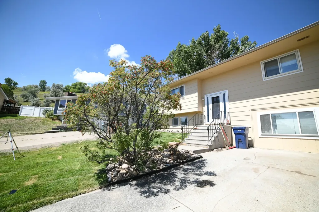 1312 3rd West Hill Drive Great Falls MT 59404