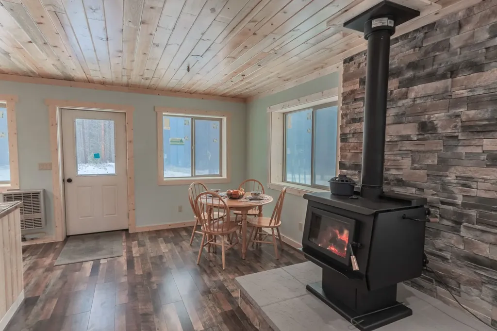 7490 Pinkham Creek Road Rexford MT 59930