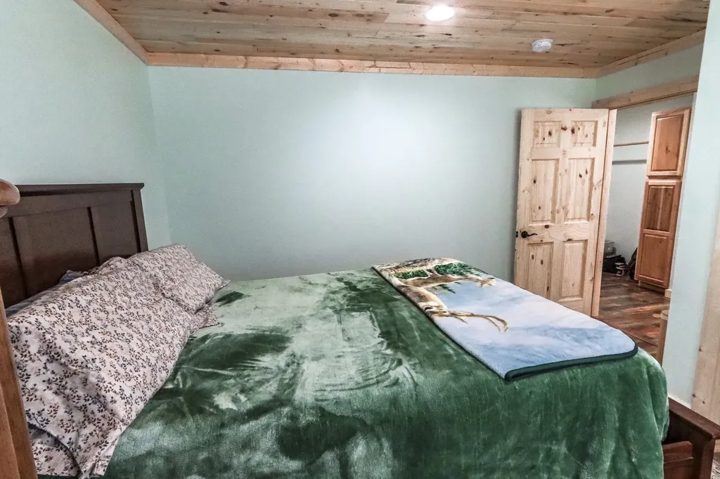 7490 Pinkham Creek Road Rexford MT 59930