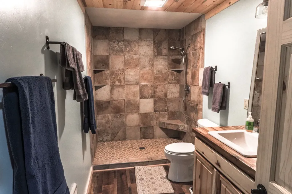 7490 Pinkham Creek Road Rexford MT 59930