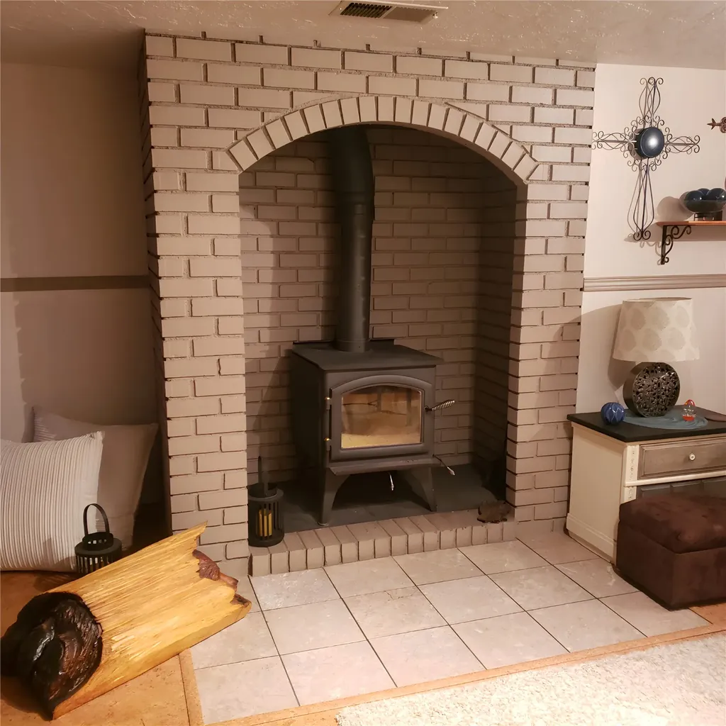 71 Roza Road Libby MT 59923