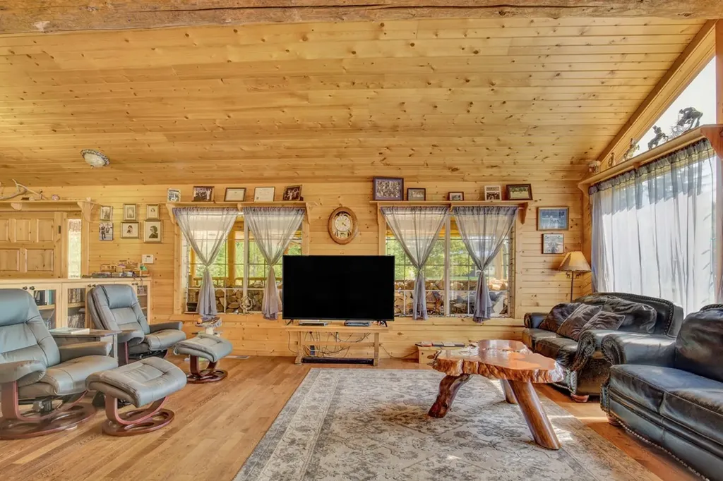 300 Old Bull River Road Noxon MT 59853