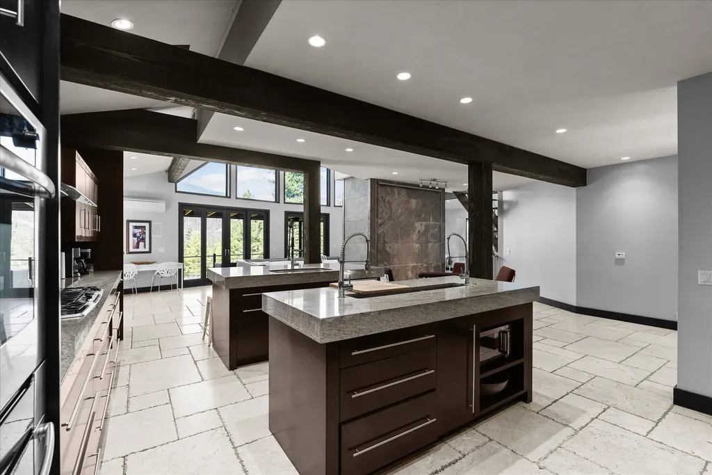 15 Copper Ridge Road Trout Creek MT 59874