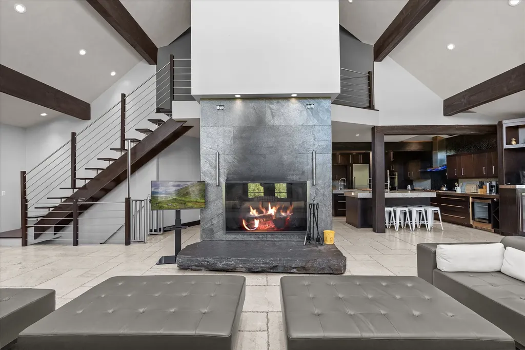 15 Copper Ridge Road Trout Creek MT 59874