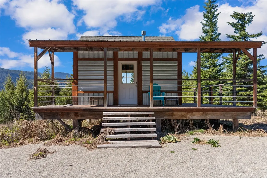 15 Copper Ridge Road Trout Creek MT 59874