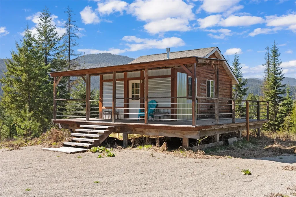 15 Copper Ridge Road Trout Creek MT 59874