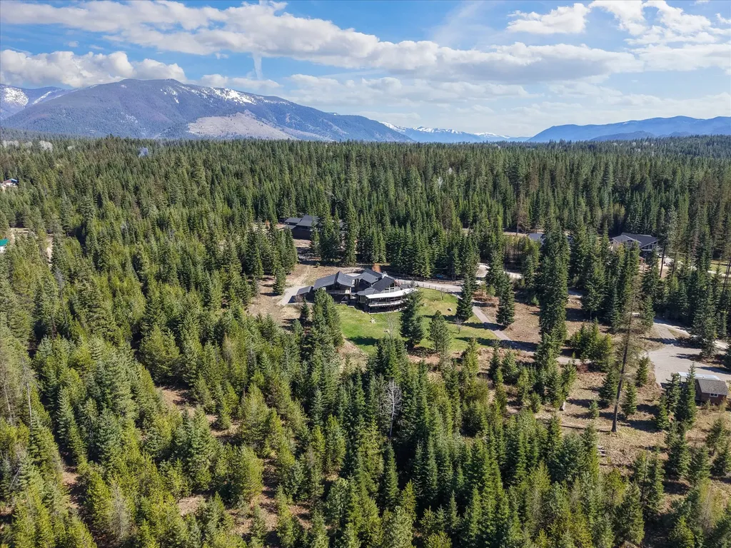 15 Copper Ridge Road Trout Creek MT 59874