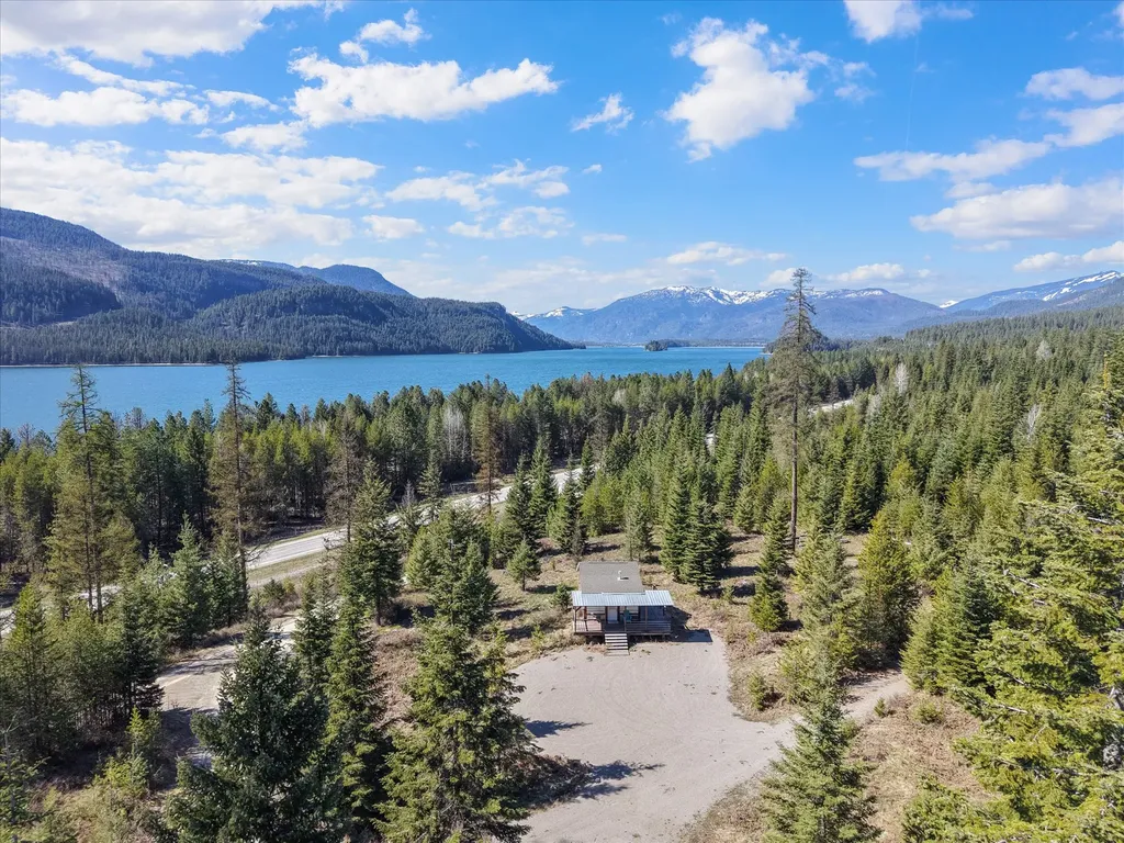 15 Copper Ridge Road Trout Creek MT 59874