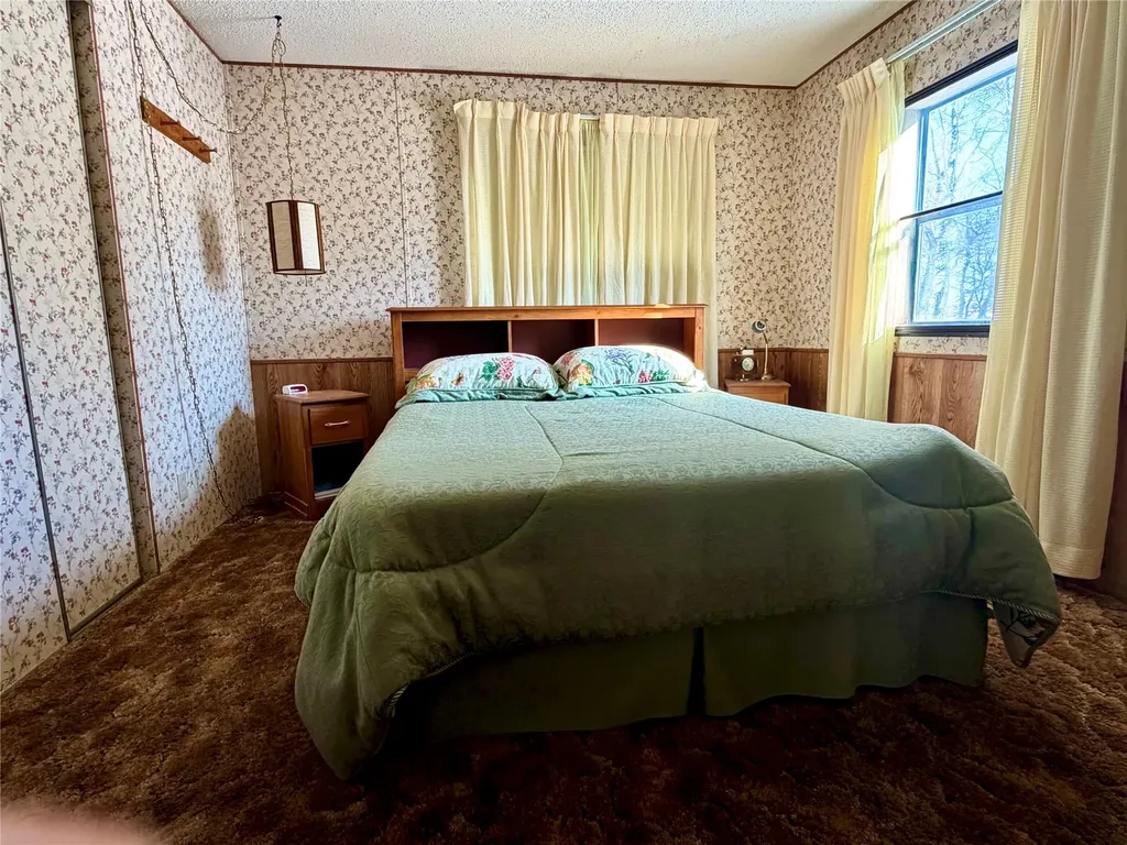 28 W Shore Road Babb MT 59411