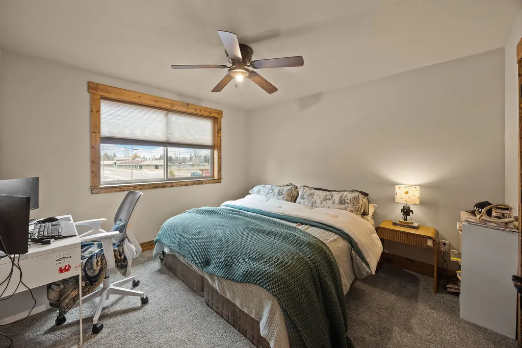 532 & 534 E Evergreen Drive Kalispell MT 59901